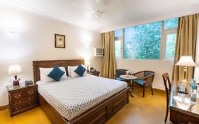 Hotel Ajanta - Free Airport Pick Up Service